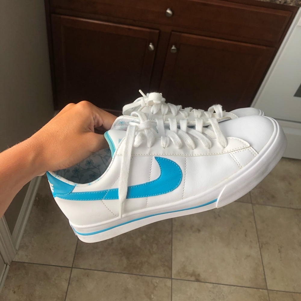 Nike Lowtop Sneakers